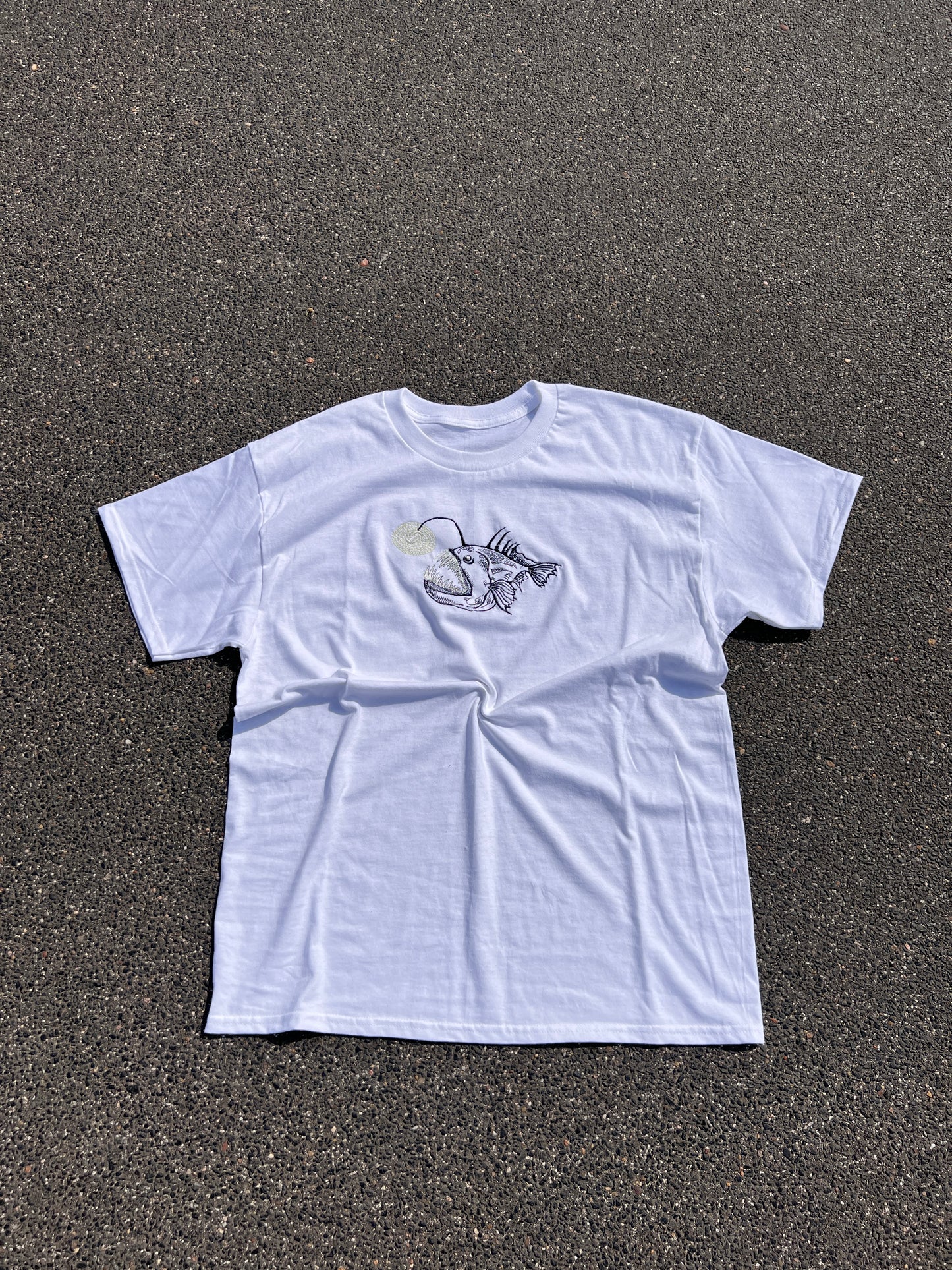 Anglerfish Glow in the Dark T-Shirt Weiß