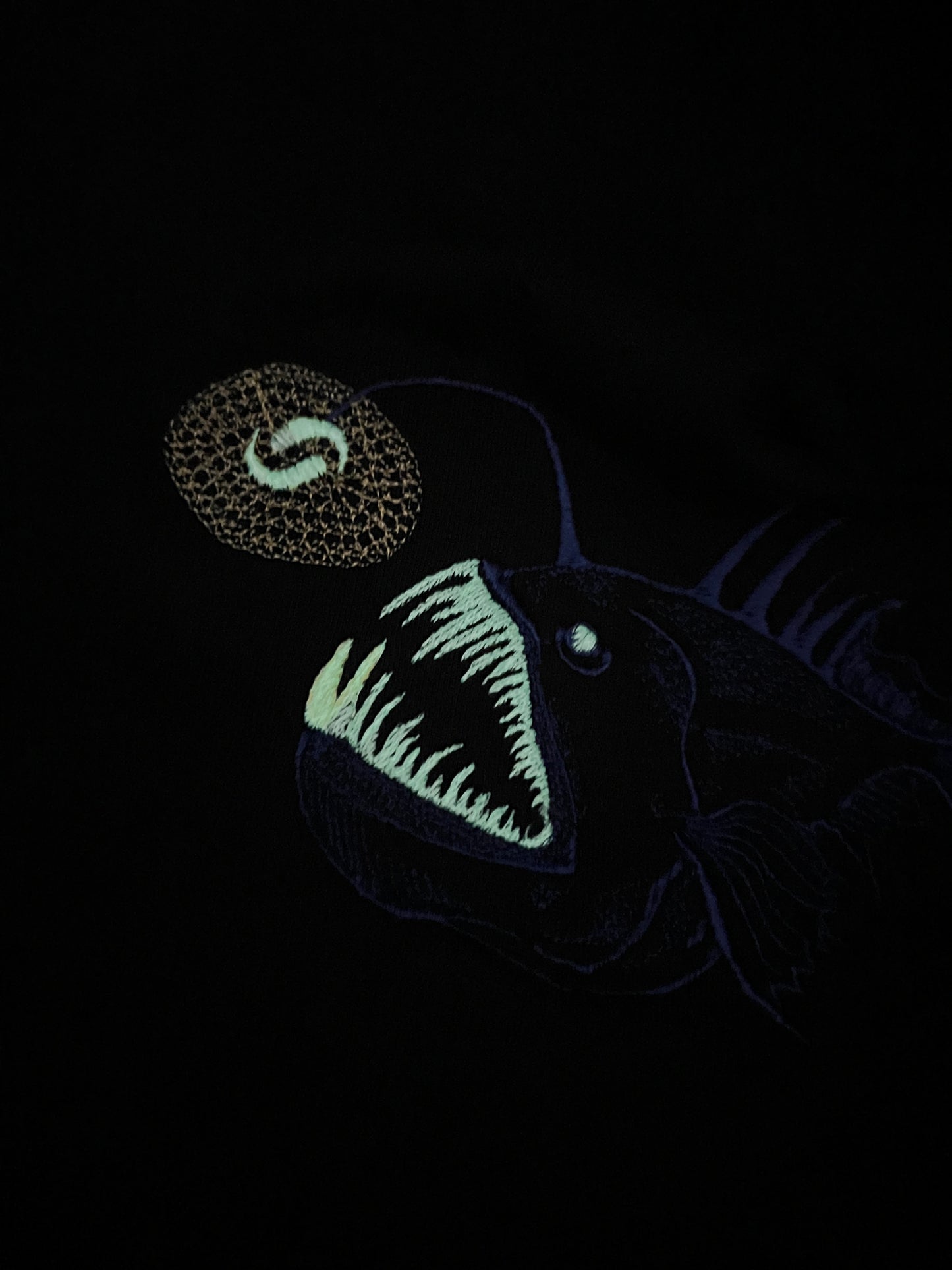 Anglerfish Glow in the Dark T-Shirt Weiß