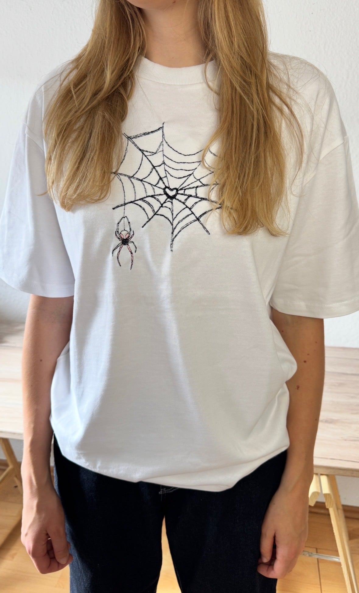 Gwen Tee